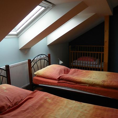 Hostinec A Penzion U Sv. Mikulase Hať Exteriör bild