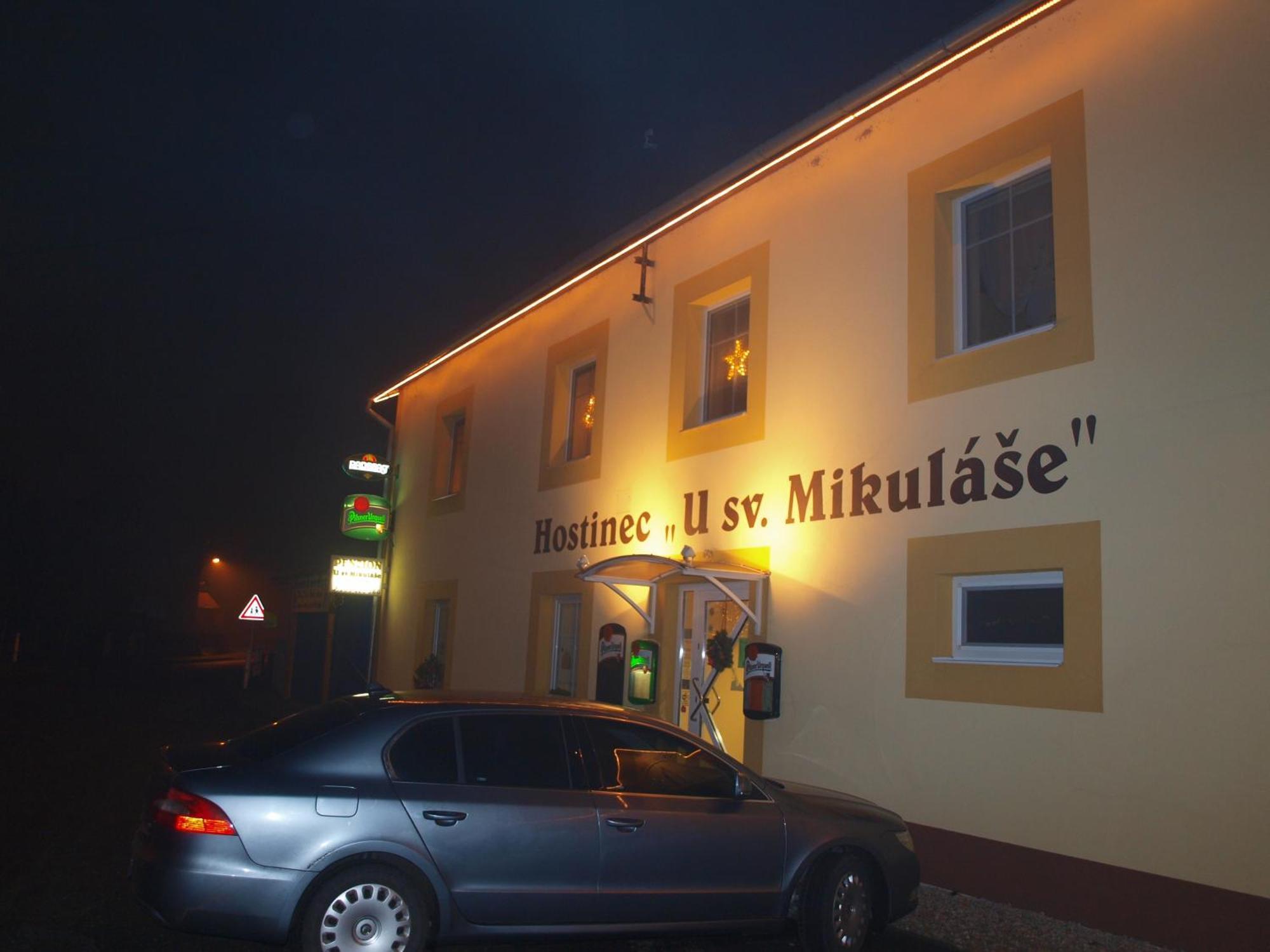 Hostinec A Penzion U Sv. Mikulase Hať Exteriör bild